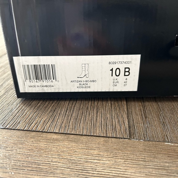 Lauren Ralph Lauren Artizan II Mid Calf Suede Boots. New in box. Never worn. - Picture 12 of 12